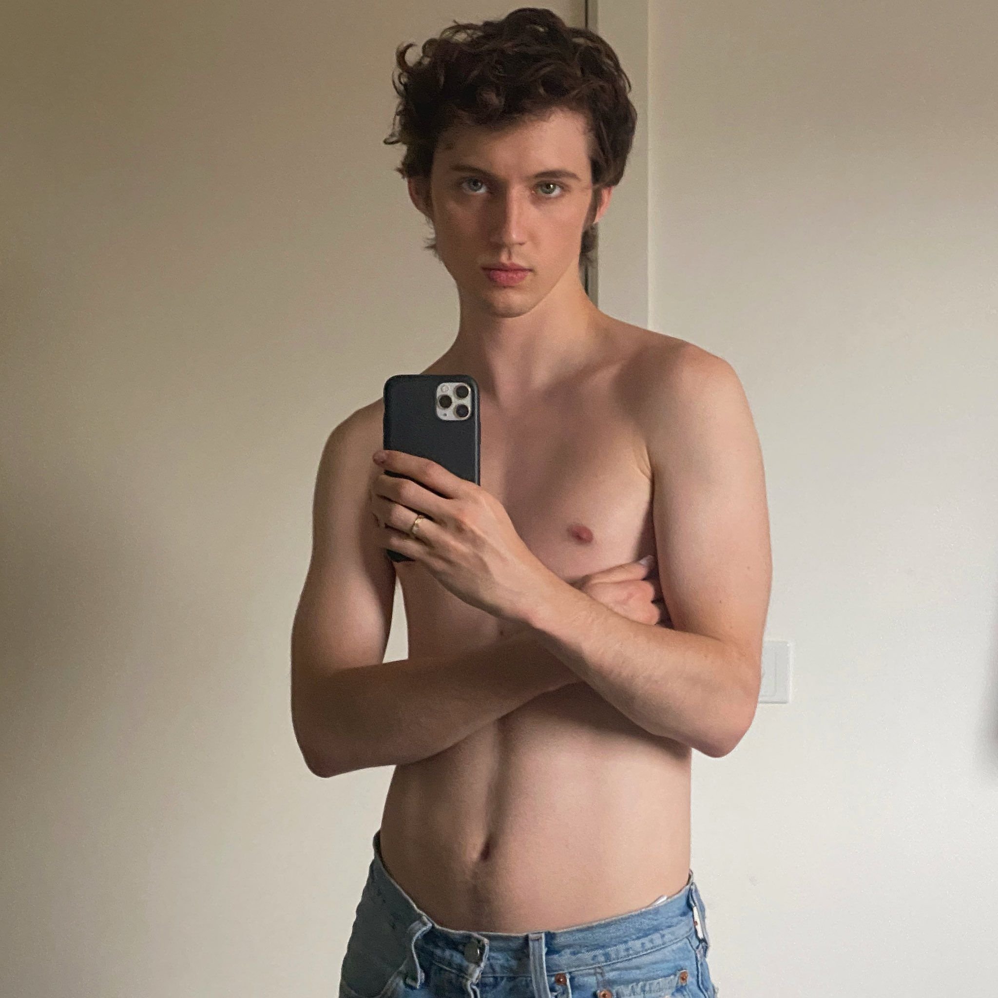 Troye Sivan Nude Photo