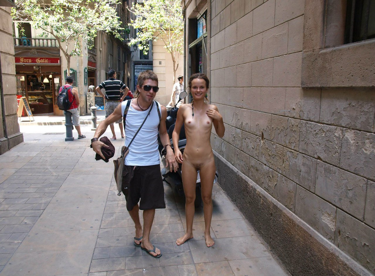 https://naked.titis.org/uploads/posts/2023-03/1678799409_naked-titis-org-p-nude-in-public-barcelona-erotika-vkontakte-35.jpg