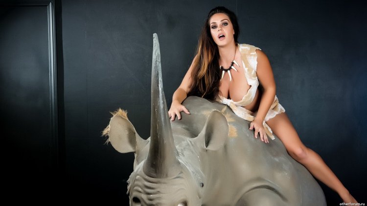 Veronica Bielik in underwear