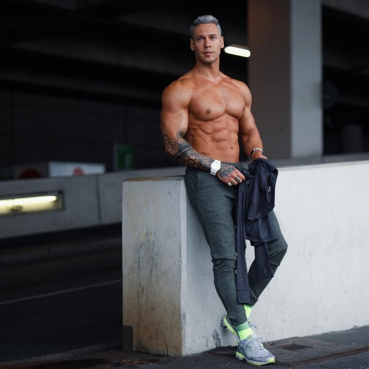 Anton Antipov torsos